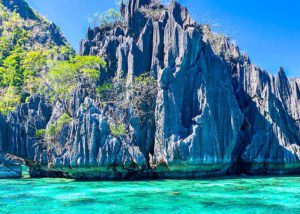 Kayangan Lake (in Coron): The Clearest and Cleanest Lake in the Philippines!